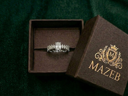 Silver Adjustable Ring with White Stone – MR‑001