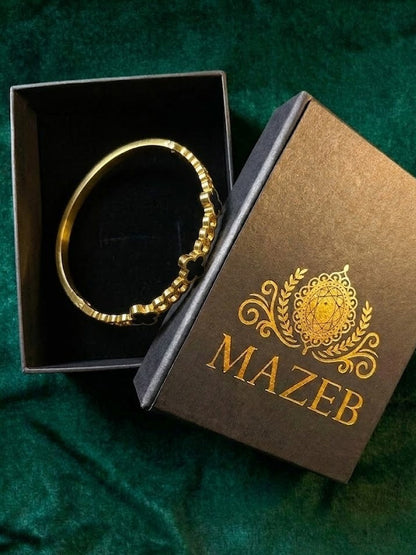 Elegant Black Clover Van Cleef Style Bracelet